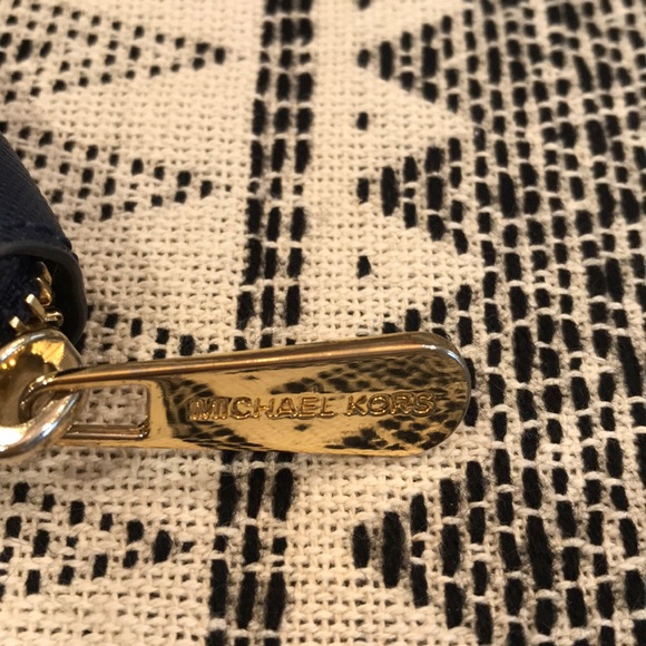 Michael Kors Navy Wallet - Picture 3 of 7